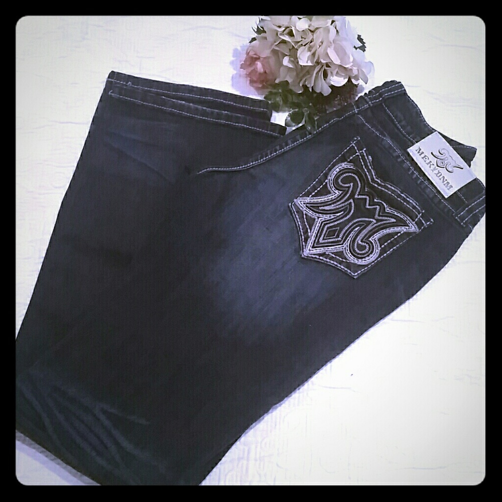 MEK jeans slim boot NWOT